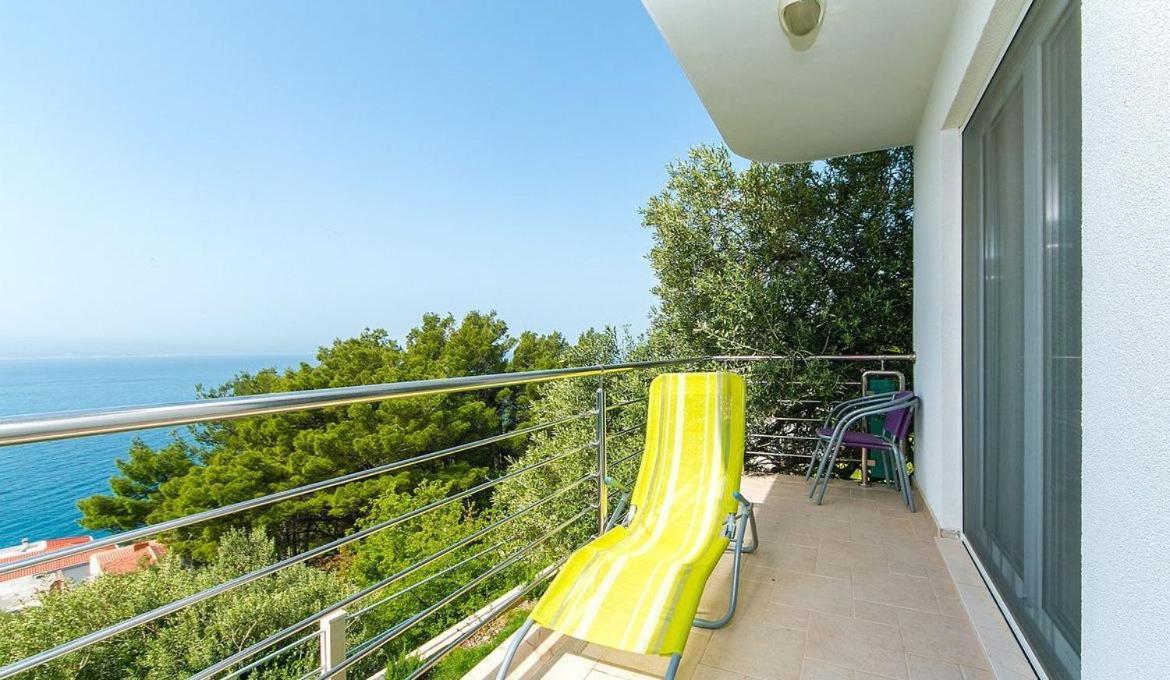 Villa Issea Brela Exterior photo